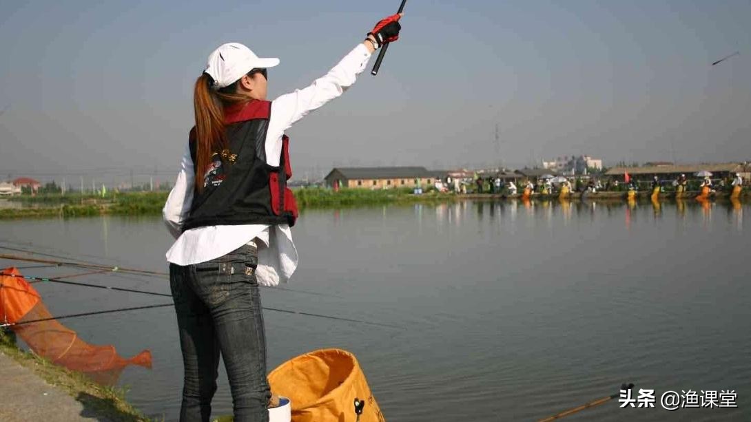 钓鱼技巧精准调漂只需4步,十年的钓鱼经验告诉你鱼竿保养