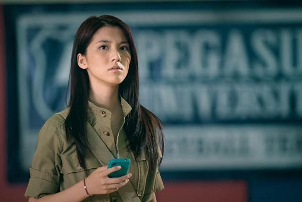 林峰前任吴千语收千万豪宅，收入不高却背爱马仕，满身大牌也翻车