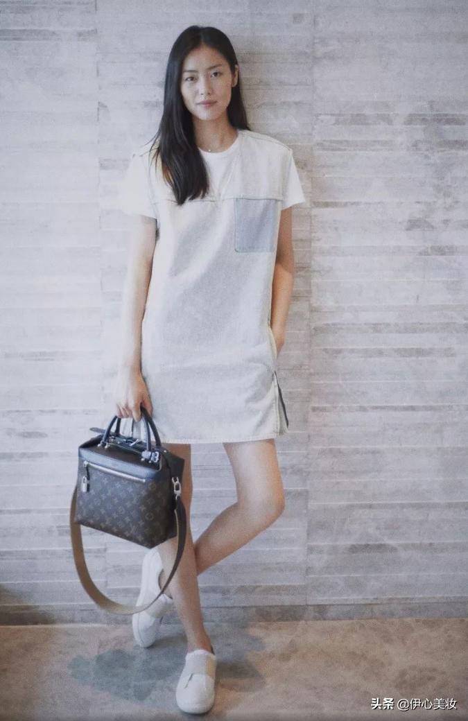 小白鞋甜美可爱穿搭,夏季百搭小白鞋get正确穿搭方式