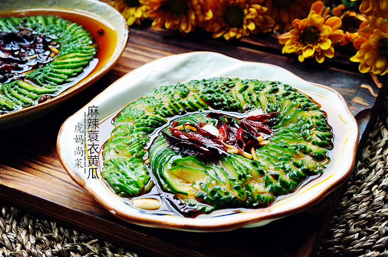 简单蓑衣黄瓜制作教程,不用刀的凉拌黄瓜