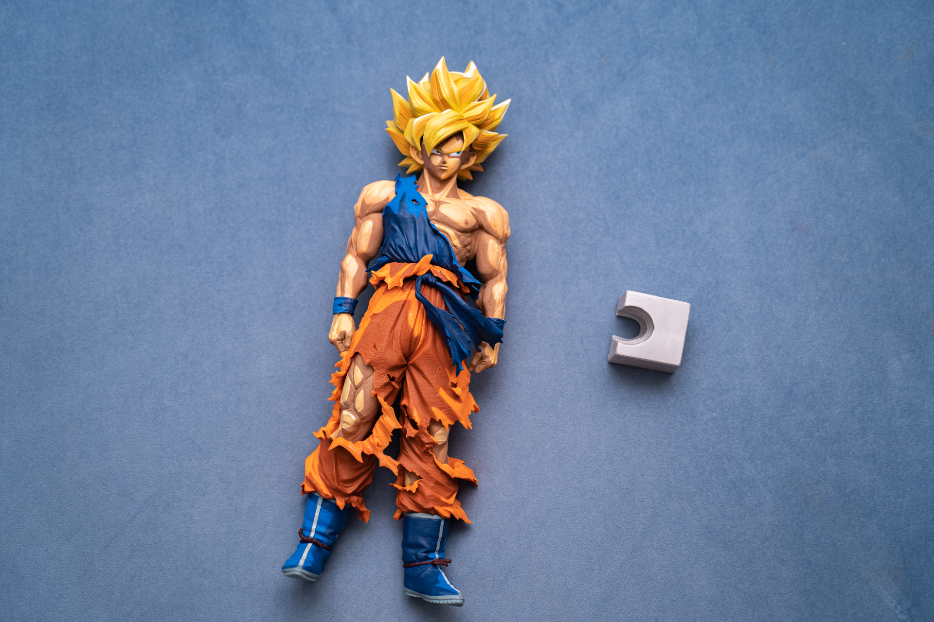 从漫画里走出来的男人孙悟空七龙珠眼镜厂SMSP手办