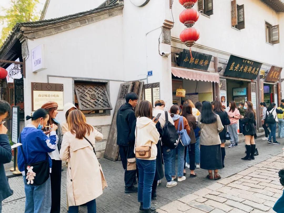 南京朱记小郑酥烧饼地址,南京朱记小郑酥烧饼在什么地方