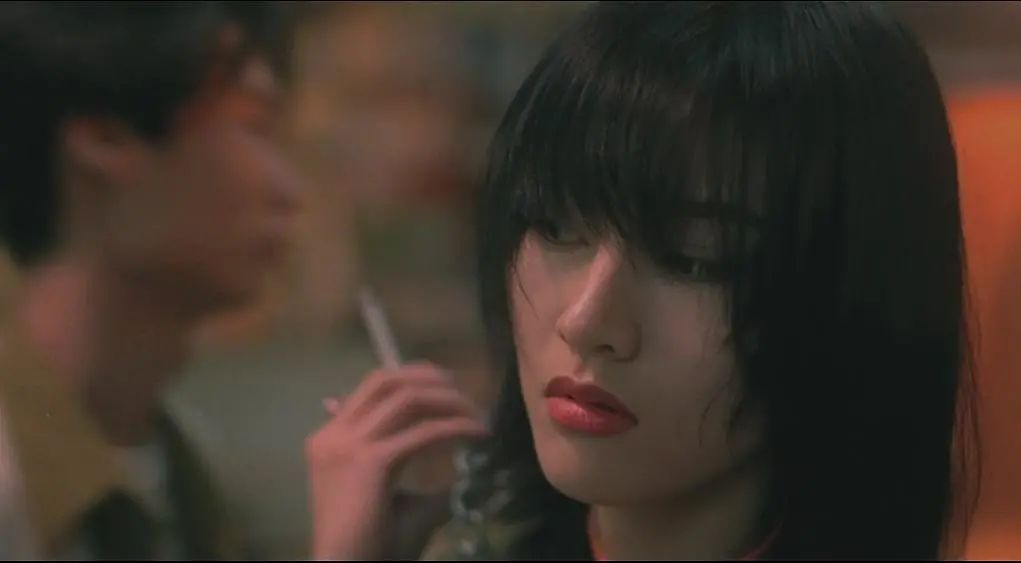 如何成为夜店驻唱歌手,在酒吧如何和女生快速建立关系