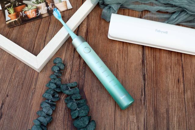 电动牙刷海外版和常规有什么区别,进口牙刷和国产的区别