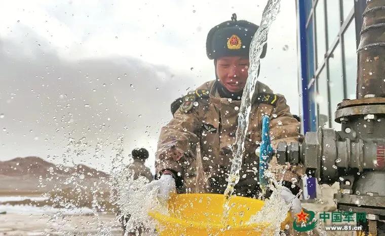 哪些保障陪伴边防官兵度过了冬天,高原官兵温暖过冬