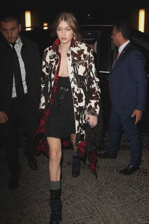 dior璞圭汗鐨崏,dior璞圭汗濂抽瀷