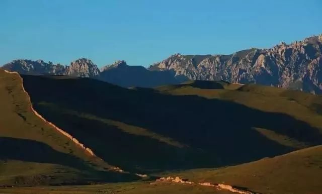 武威乌鞘岭的由来,中国最壮美的山岭武威乌鞘岭