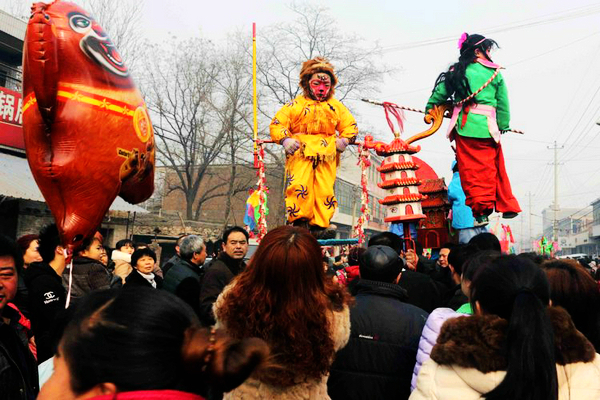 多国狂欢,国人的狂欢盛宴