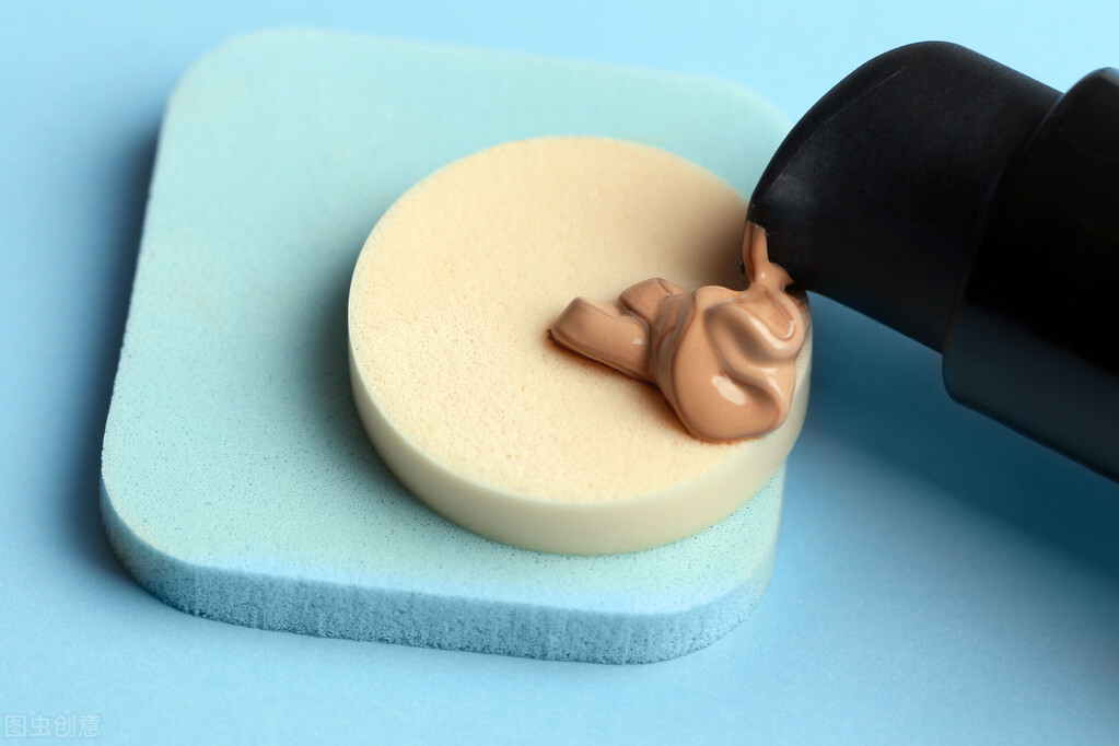 气垫还是粉底液？看完这篇文章教你少走弯路