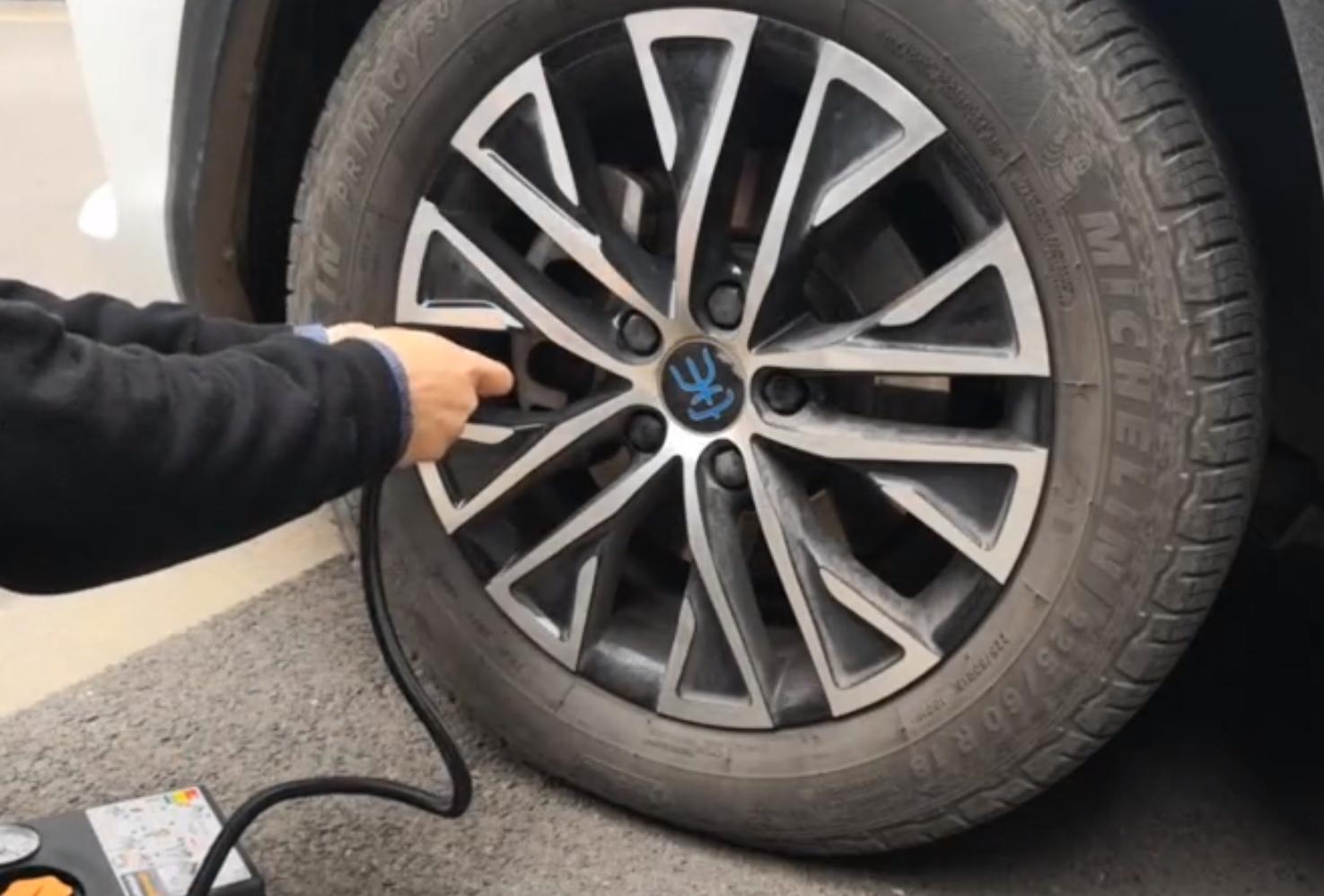 轮胎扎过几次钉子需要更换,汽车轮胎经常扎钉子换什么轮胎好