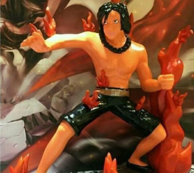 家长低价卖孩子手办,家长买的手办