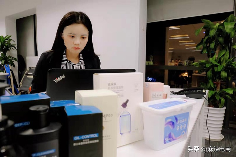 从印尼燕窝工厂到米兰Showroom京东11.11买手夜生活全揭秘