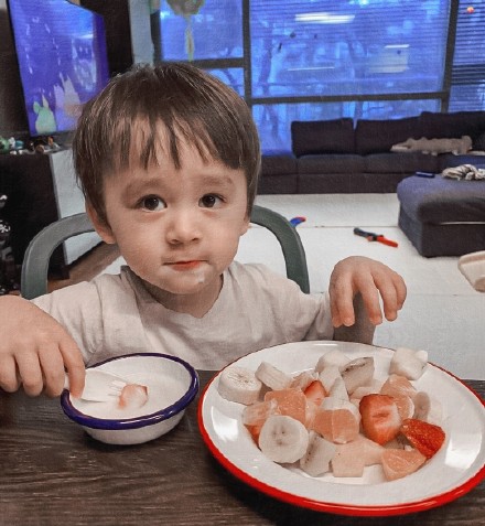 威本联盟sam要生三胎吗,sam要生三胎吗