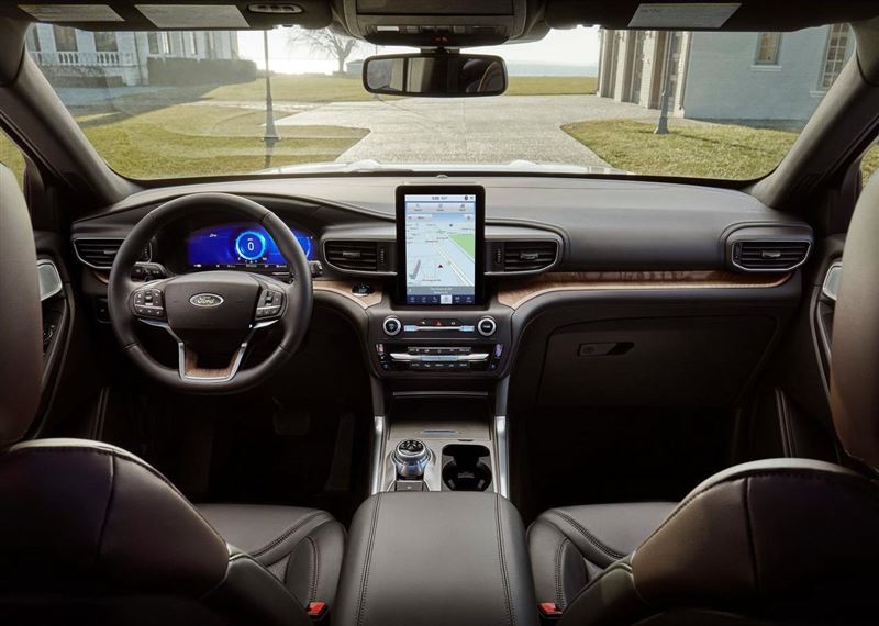 福特探险者是中型还是大型suv,全新福特探险者豪华suv实拍