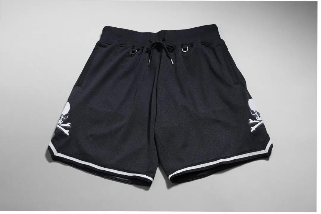 每周联名X讯|穿上马里奥篮球鞋，顶砖时的跳跃都更加有力