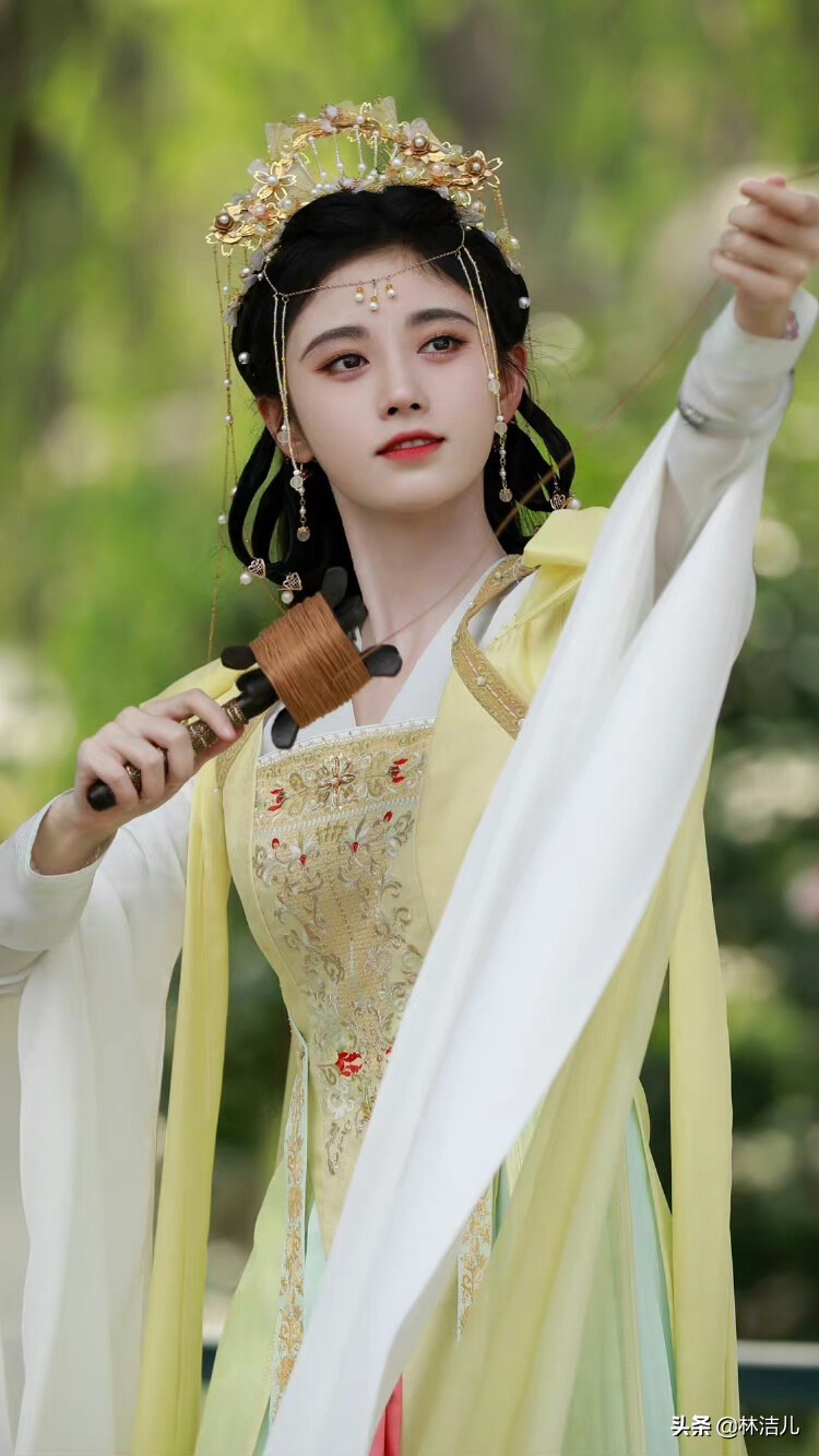 鞠婧祎用3年的美白经验告诉我们,林允鞠婧祎糖果色