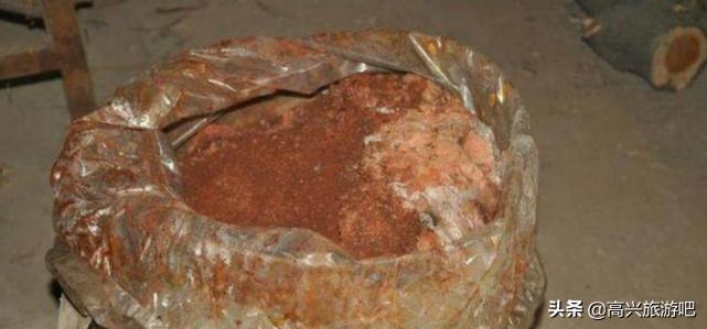 人工天河红旗渠开凿现场,红旗渠奇迹中的人工天河