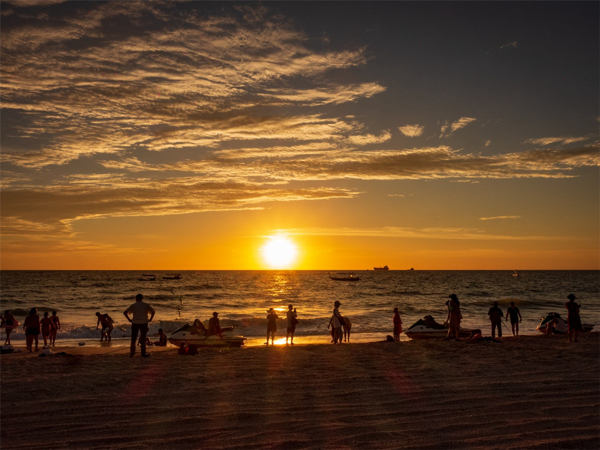 广西北海涠洲岛的火山岛介绍,涠洲岛是中国最年轻的火山岛吗