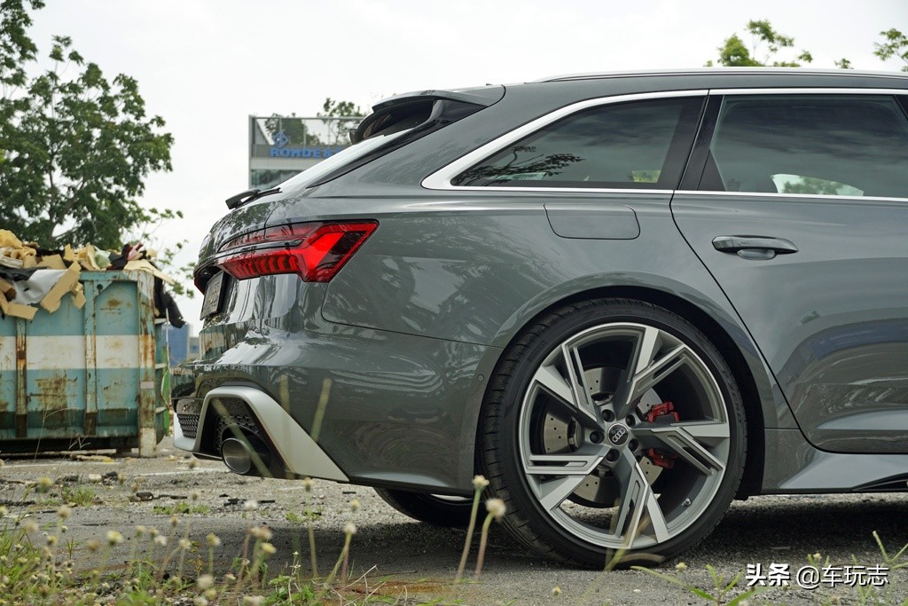 2021款奥迪rs6驾驶体验,22款奥迪rs6旅行版