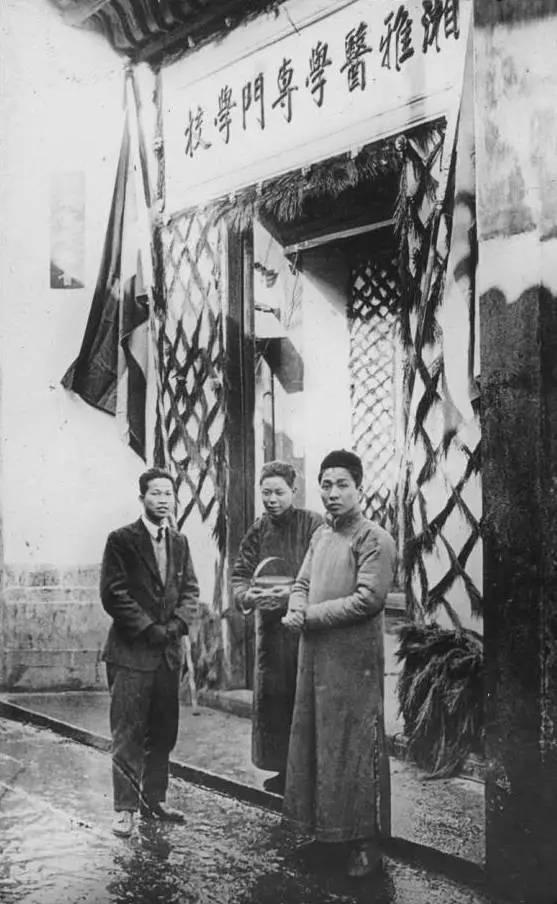 重生疫苗之王有哪些,重生抗战之军工之王