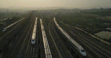 广西复兴号,广西铁路将加开12趟列车