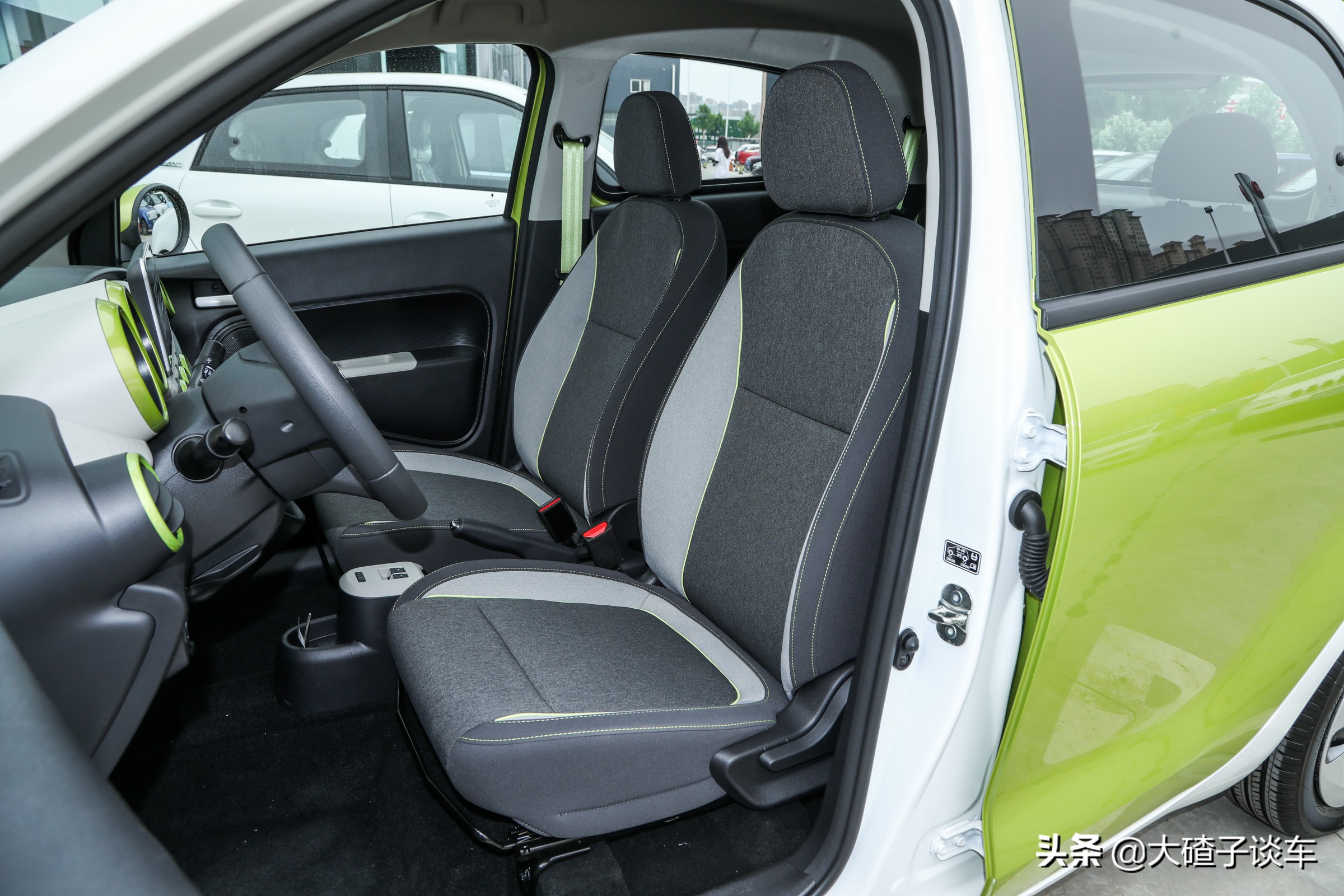 欧拉黑猫月销量成功破万！能跑400公里，靠颜值赢的？