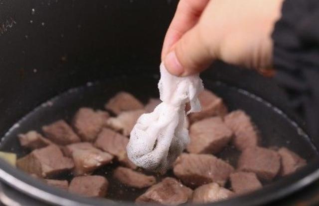 牛肉可不可以不焯水直接烧,咖喱牛肉的做法最正宗的做法