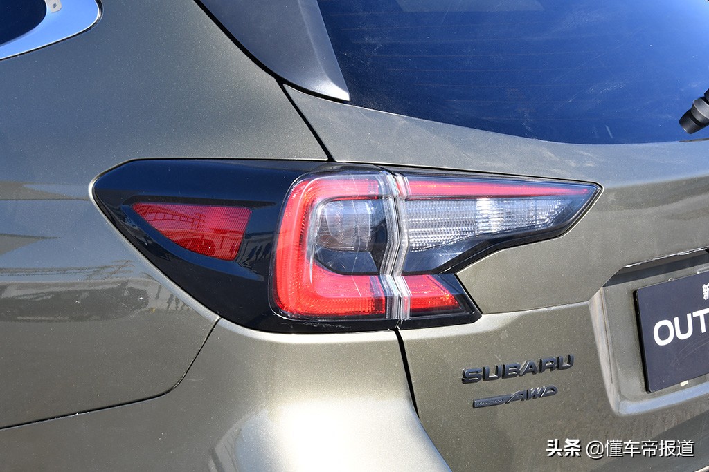 试驾全新斯巴鲁傲虎旅行版视频,好车推荐斯巴鲁傲虎配置优动力强