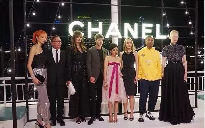 泰国公主时装设计,泰国公主走秀视频