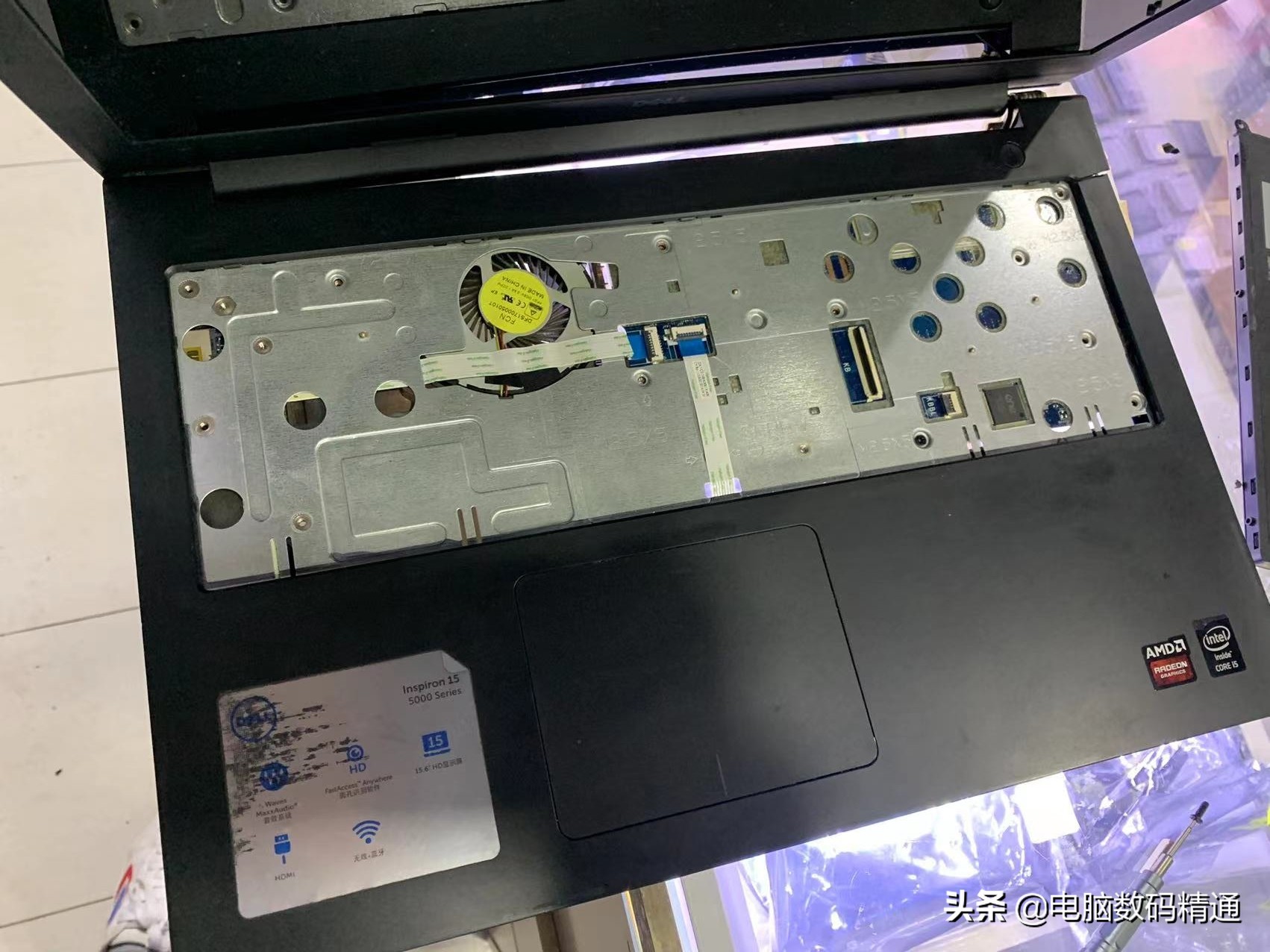 笔记本进水了可以用吹风机吹吗,电脑进水能用吹风机吗