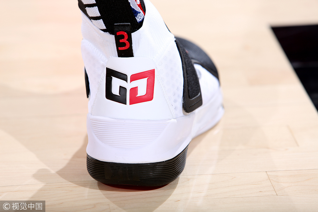 韦德的最新战靴,盘点nba上脚球鞋欧文