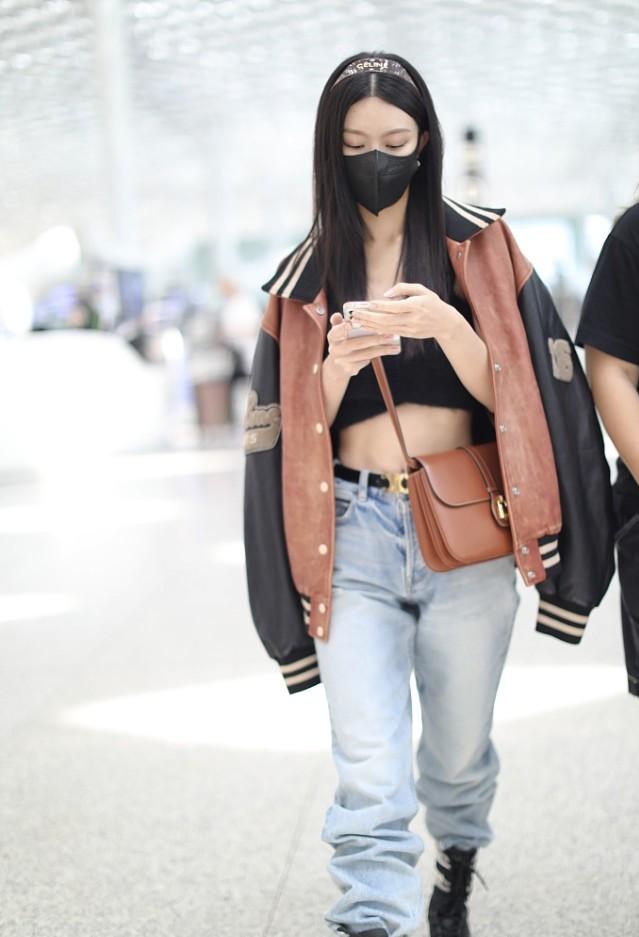 32岁文咏珊视频,文咏珊20岁装扮