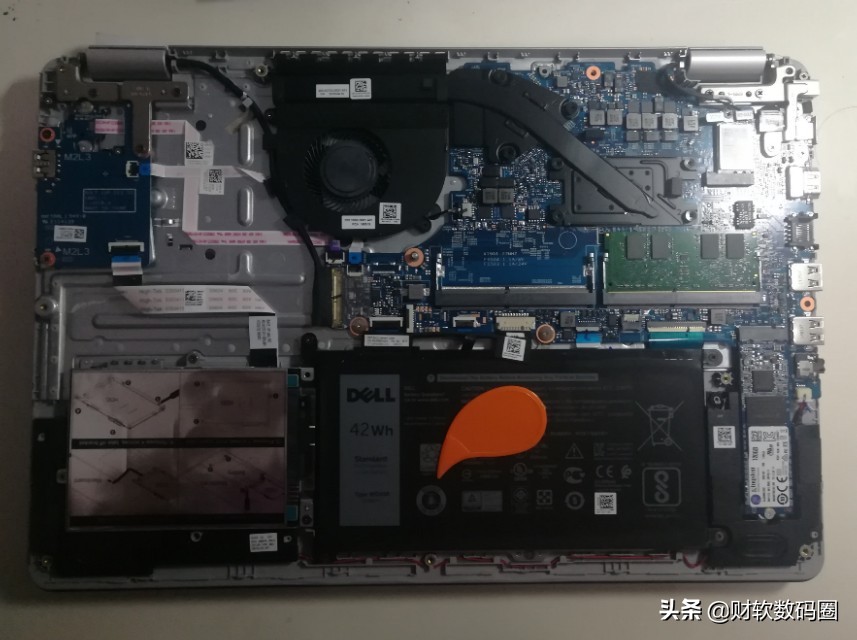 dell笔记本拆后盖图解,dell笔记本加装固态教程