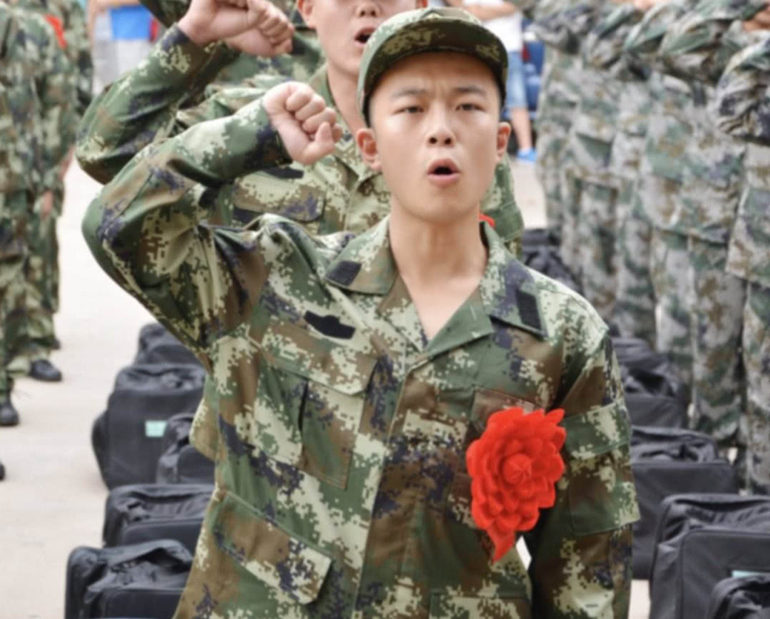 大学生当兵几年可以回来继续学习,大学生去当兵当什么兵好