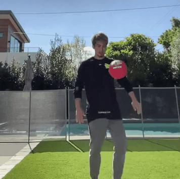 打牌、桌球、电竞……只有你想不到没有MLB选手做不到!