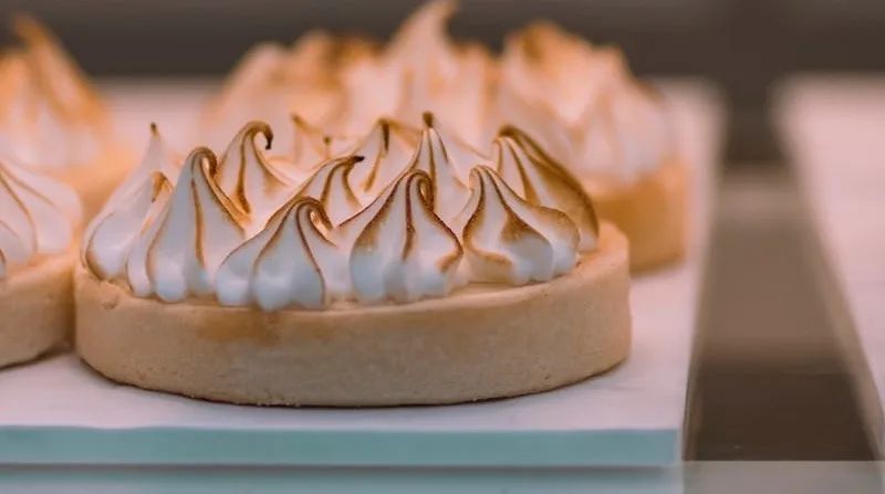 食品膨松剂有哪些元素,膨松食品