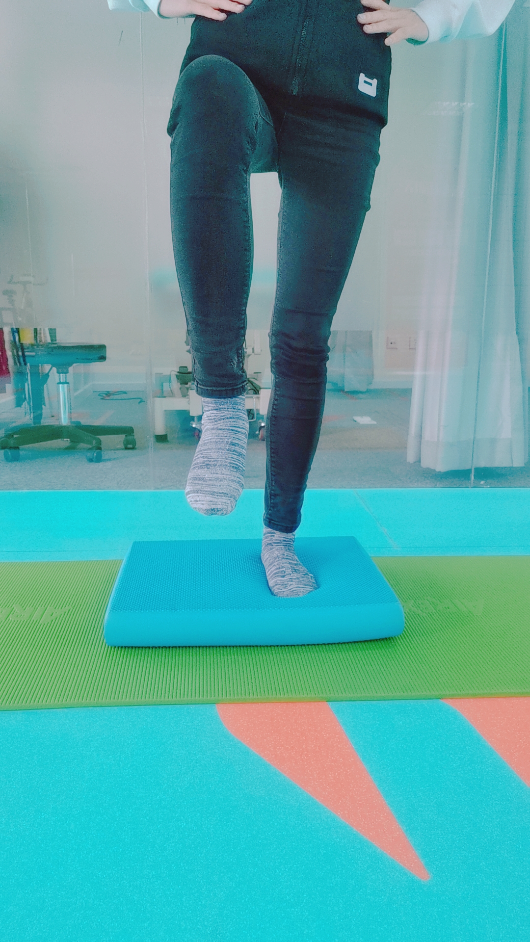 踝关节扭伤后的正确处理方法,踝关节扭伤应该如何正确处理