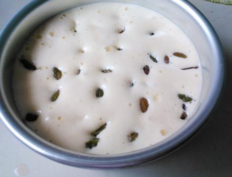 用电饭锅做蛋糕不用面粉四个鸡蛋,不用电饭锅烤箱和面粉做的蛋糕