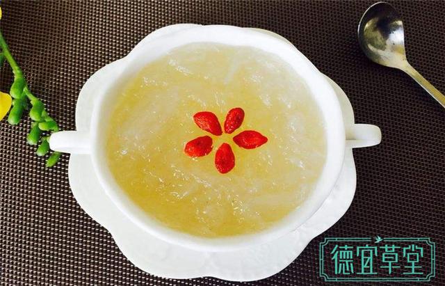 泡过的燕窝还可以做回来吗,泡发好的燕窝保存之后还要煮吗