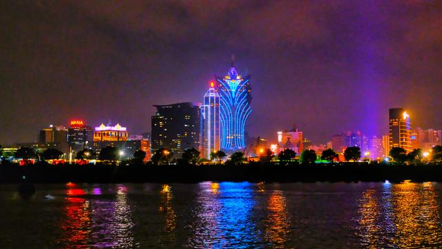 珠海游澳门夜间风景,在珠海看澳门夜景最佳观赏地点