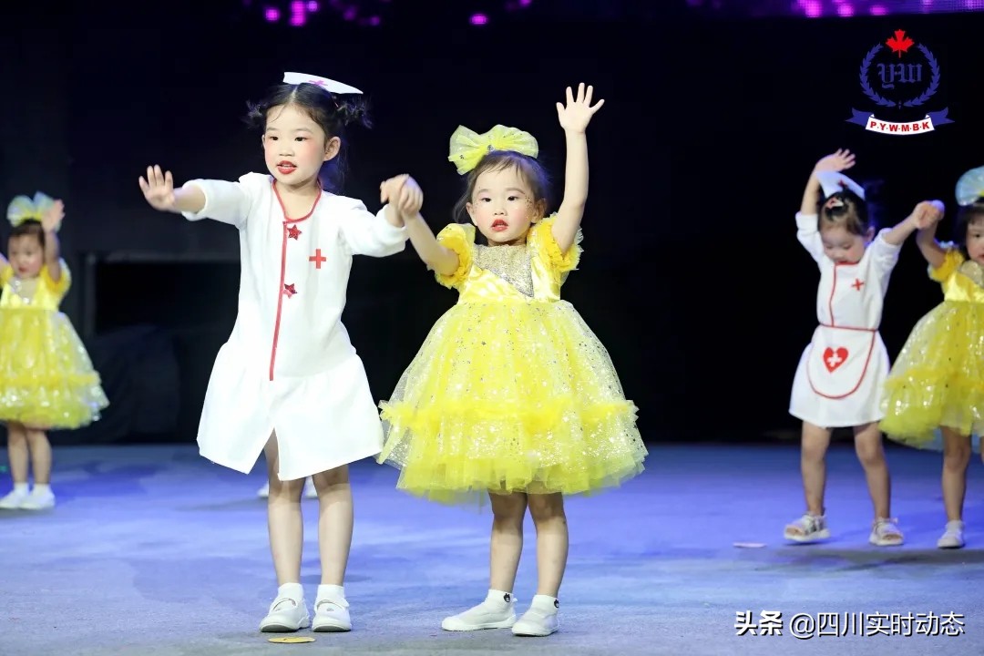 玛丽亚蒙特梭利幼儿园的毕业典礼,育文蒙特梭利