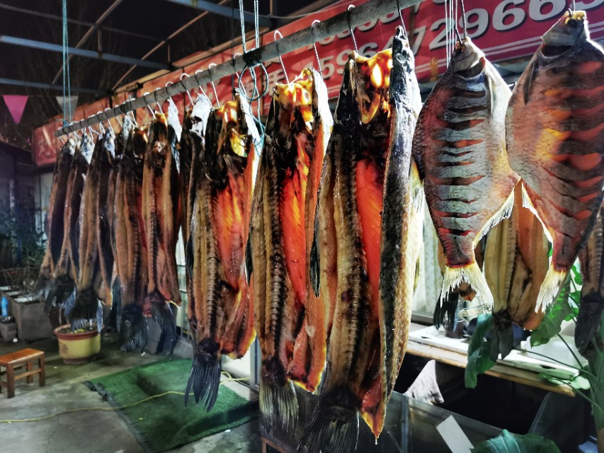 年的由来故事简短,了解年的来历和关于年的小故事