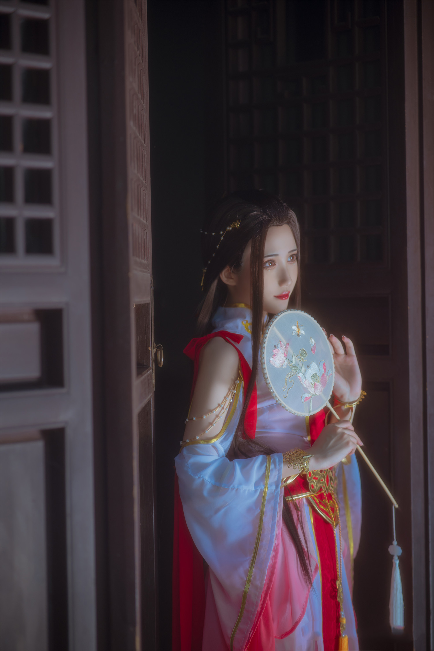 天涯明月刀白衣公子羽cos,天涯明月刀cosplay太白