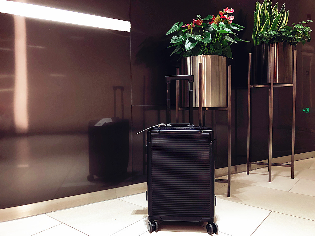 铝框登机箱推荐,荣耀登机箱