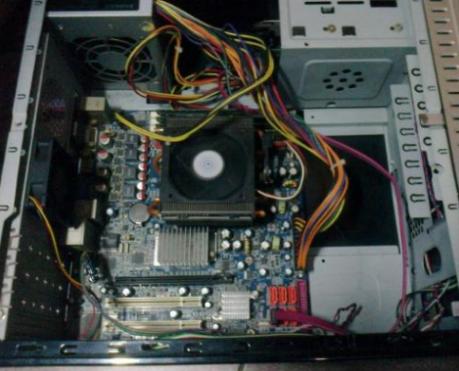 电脑黑屏开不了机解决方法笔记本,电脑黑屏开不了机解决办法