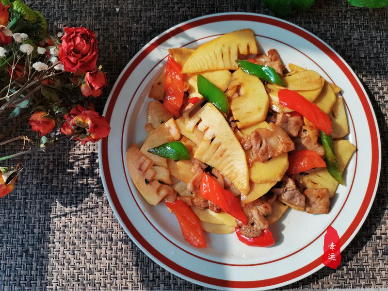 素炒冬笋最好吃的方法,素炒新鲜冬笋的做法大全