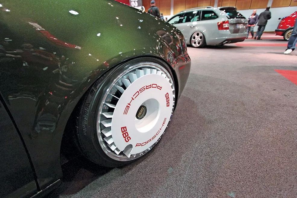 名鞋恒久远经典,经典永流传美丽恒久远