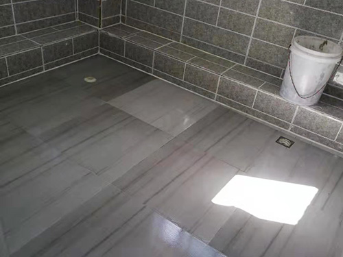 卫生间渗水到楼下怎么办,卫生间渗水到楼下谁的责任