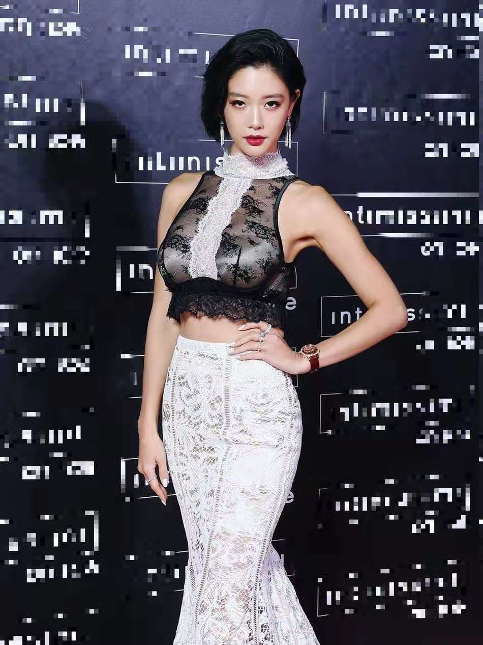 李成敏风情万种,李成敏美得让人窒息