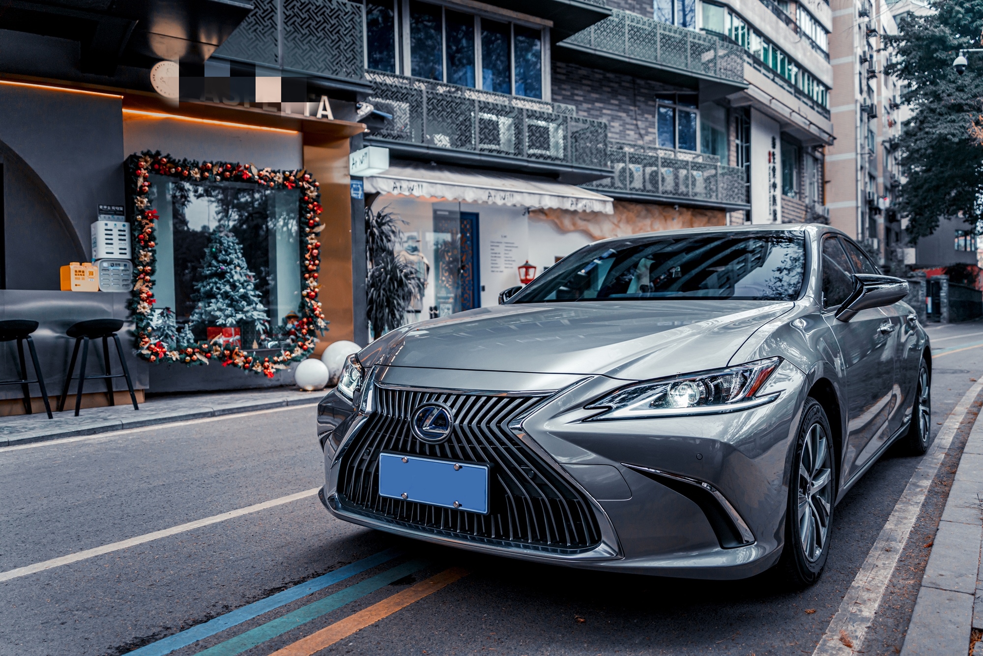 保时捷和雷克萨斯,一个马来一个印度建厂,看不起国内消费者?